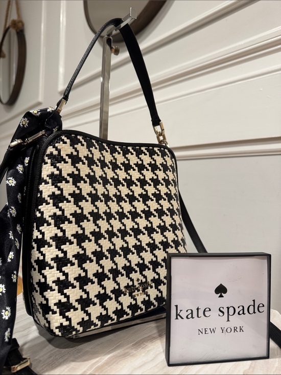 kate spade Handbags - kate spade Bag Darcy Small Leather Black White Houndstooth Woven Crossbody